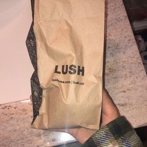 Avobath Bomb Lush